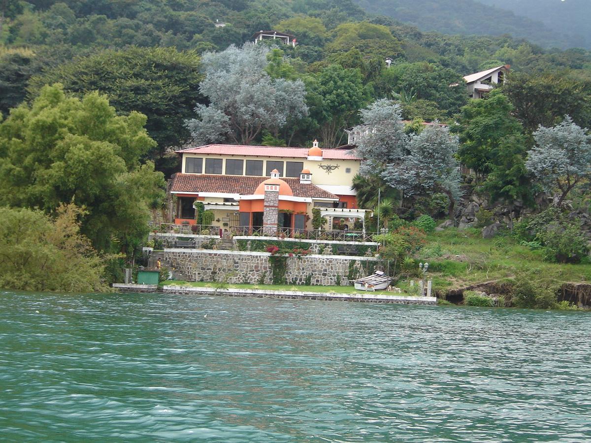 Гостевой дом Santa Maria Del Lago Сан-Педро-Ла-Лагуна Экстерьер фото